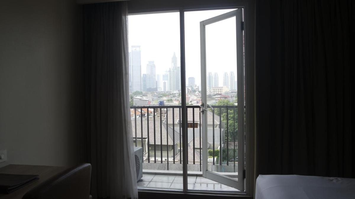 Ayaka Suites - Housity