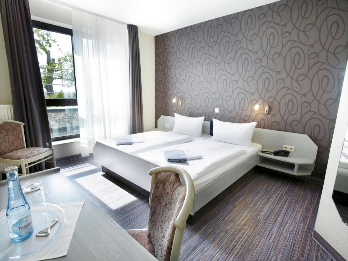 Hotel Landsknecht - Housity