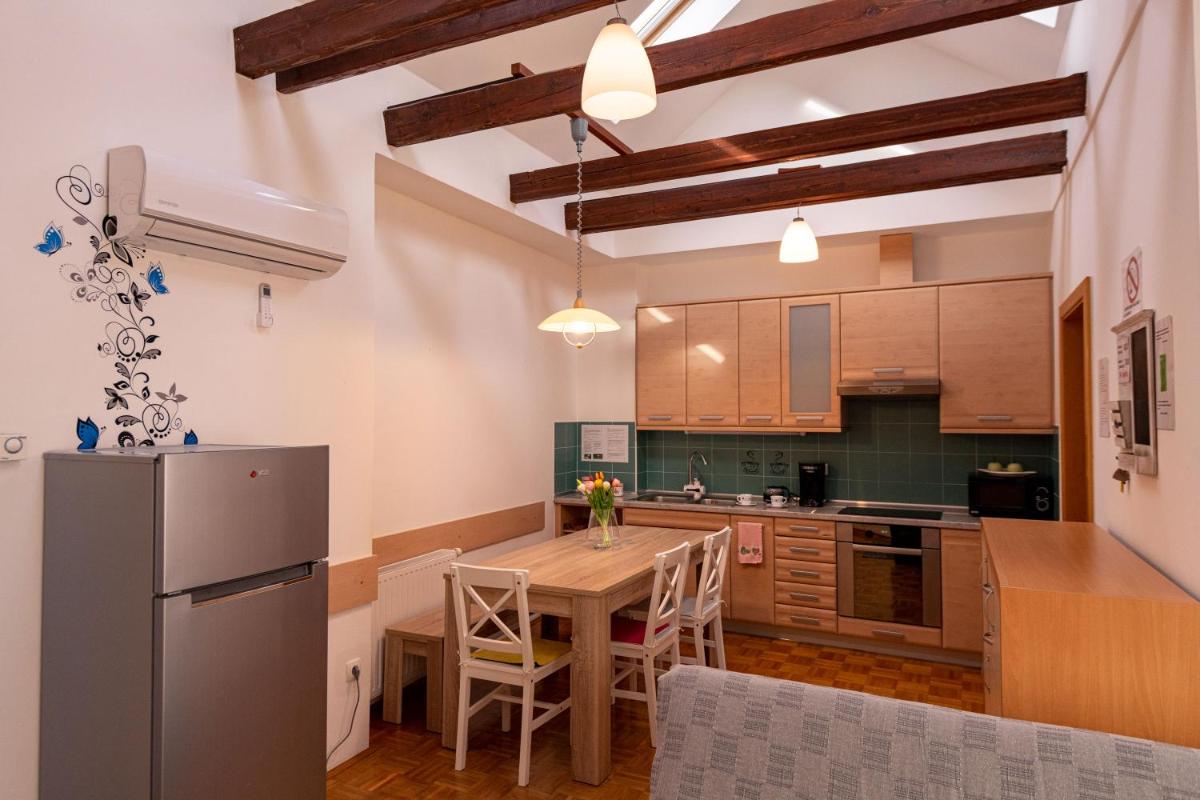 Suitetrails - Apartment Stella