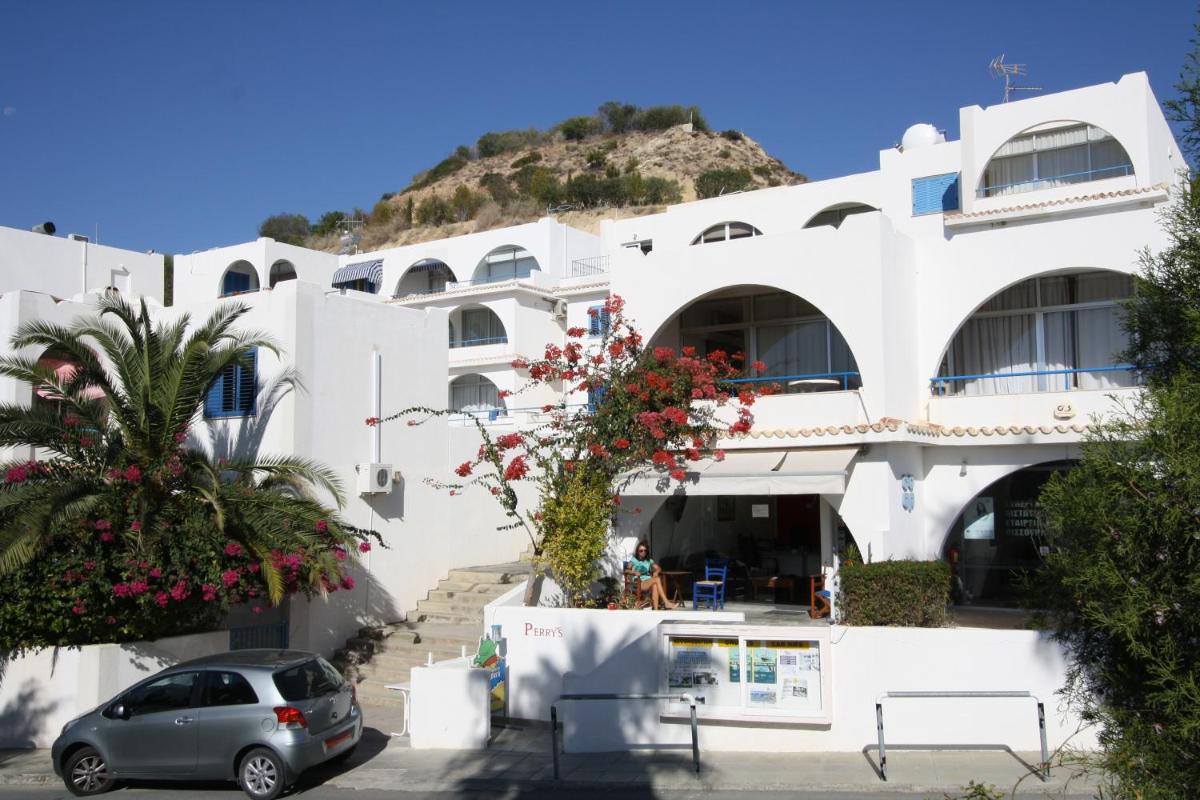 Suitetrails - Pissouri Beach Apartments