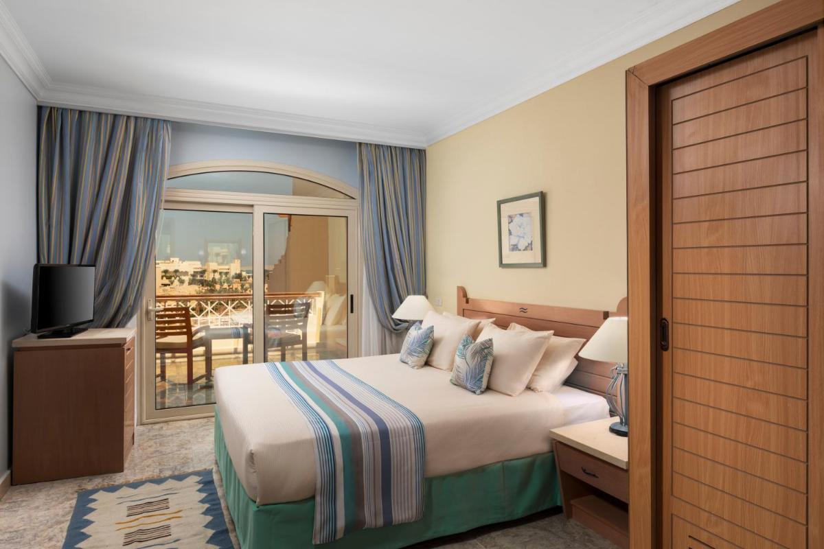 Royal Lagoons Resort & Aqua Park Families and Couples Only - Housity