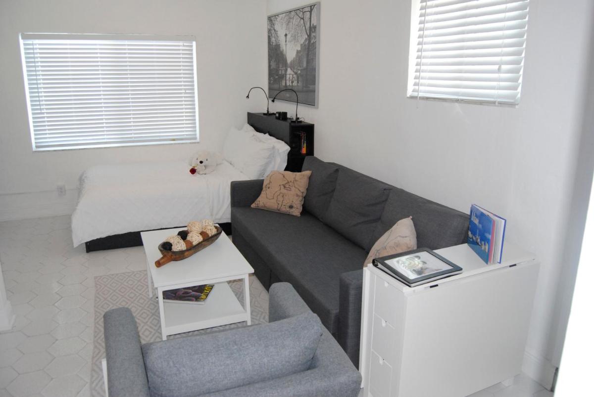 Miami Cottage - Location, Location, Location! - Housity