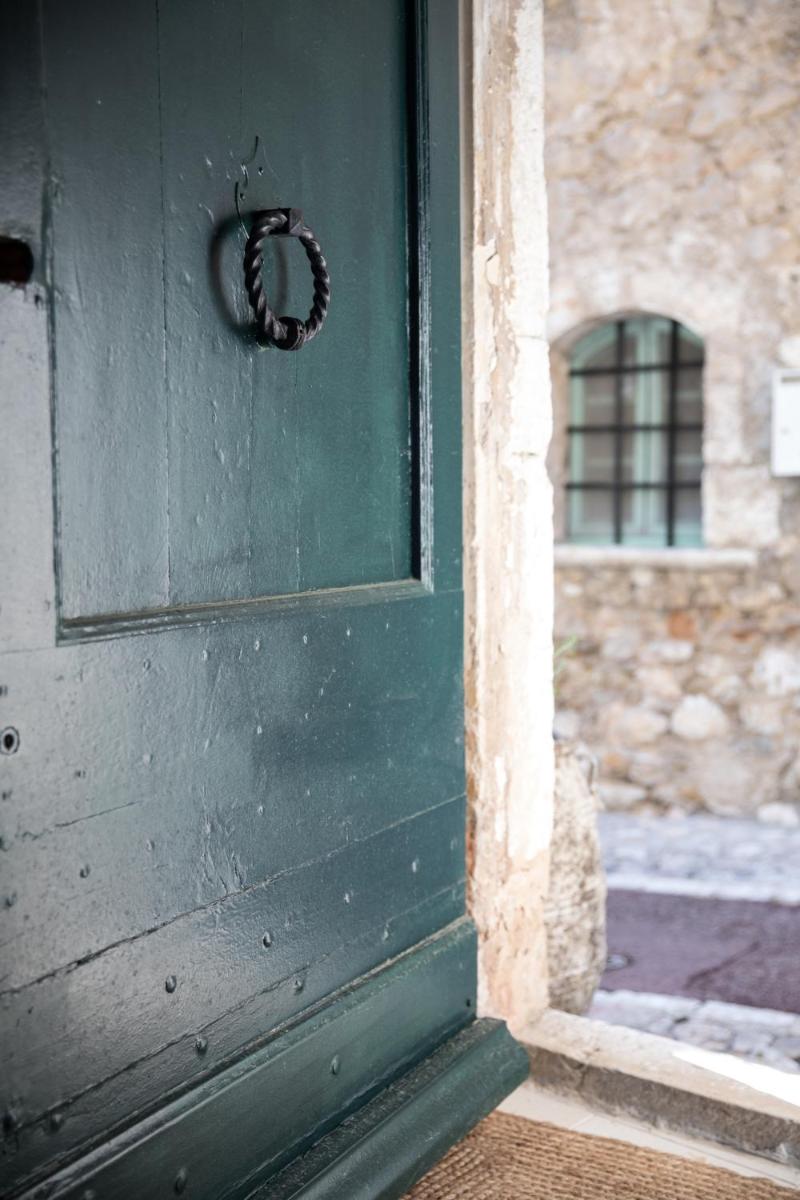 Luxury townhouse in the heart of medieval St Paul de Vence - Housity