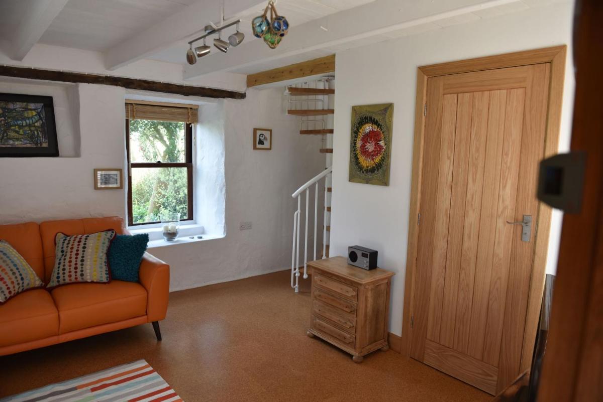 Delfryn Guest Suite - Housity
