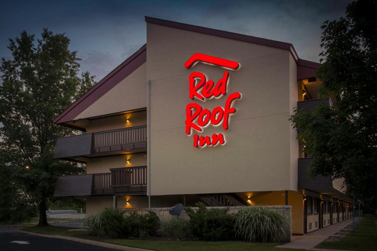 Red Roof Inn Philadelphia - Oxford Valley - Housity