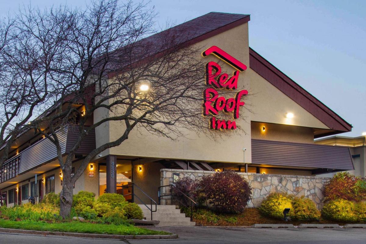 Red Roof Inn Madison, WI - Housity