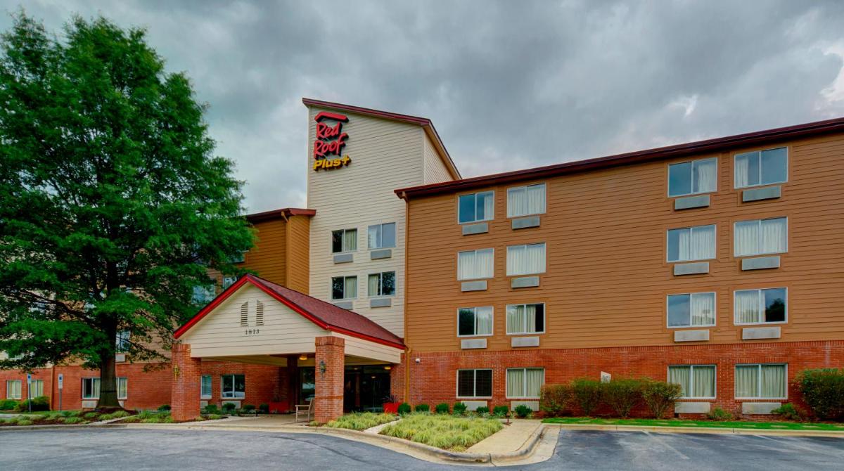 Red Roof Inn PLUS Raleigh Downtown NCSU Conv Center - Housity