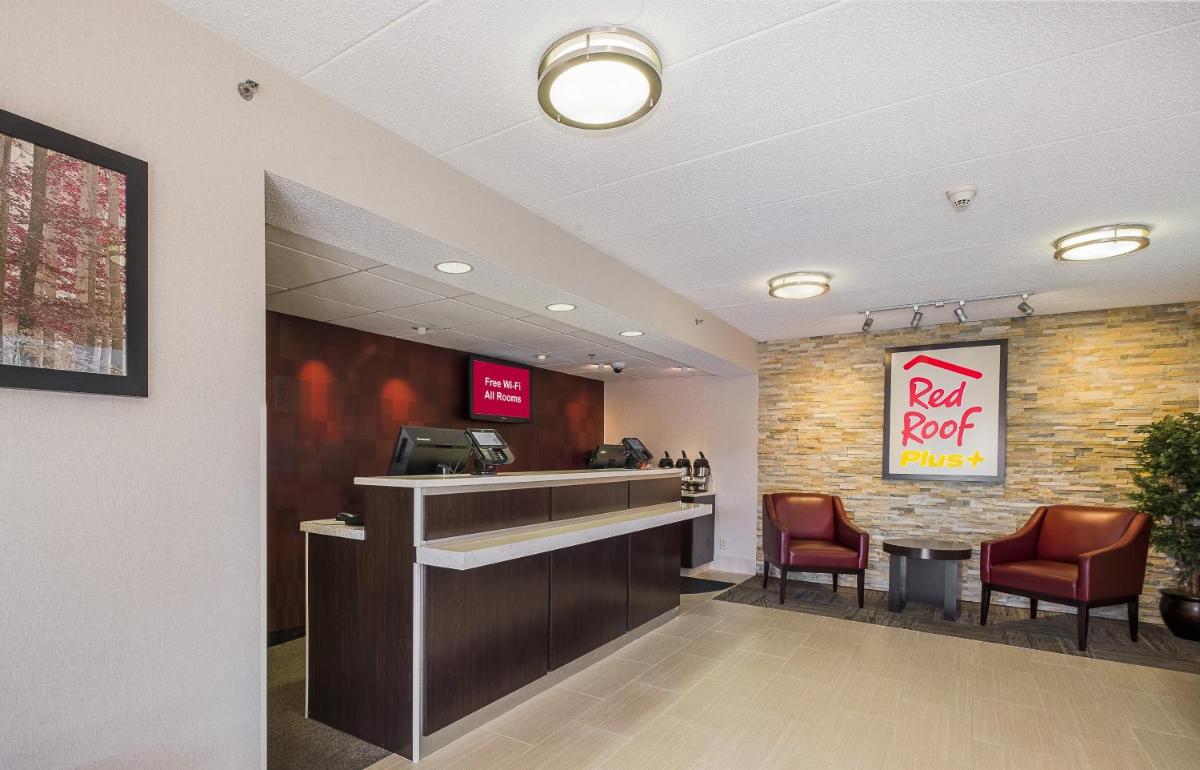 Red Roof Inn PLUS + Boston - Framingham - Housity