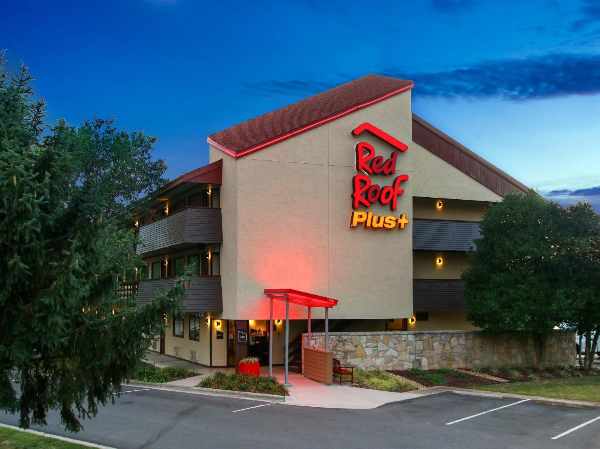 Red Roof Inn PLUS+ Statesville - Housity
