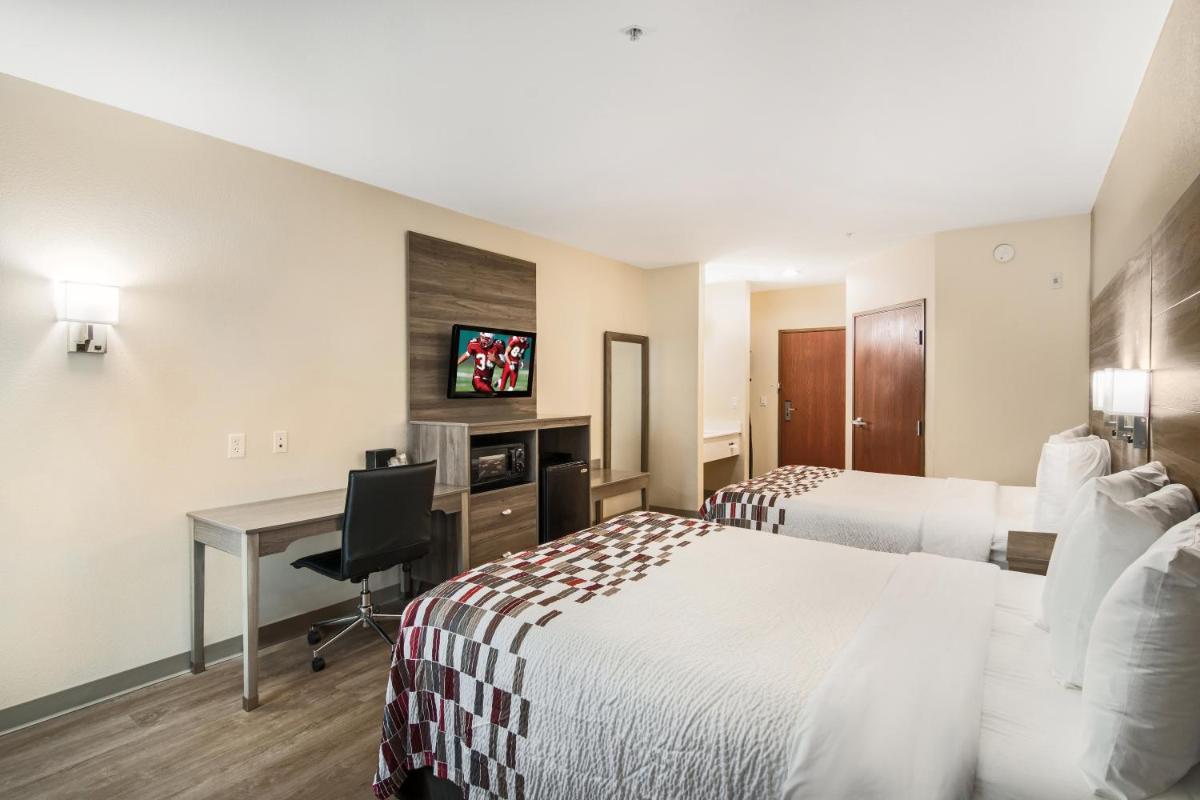 Red Roof Inn Panama City - Housity