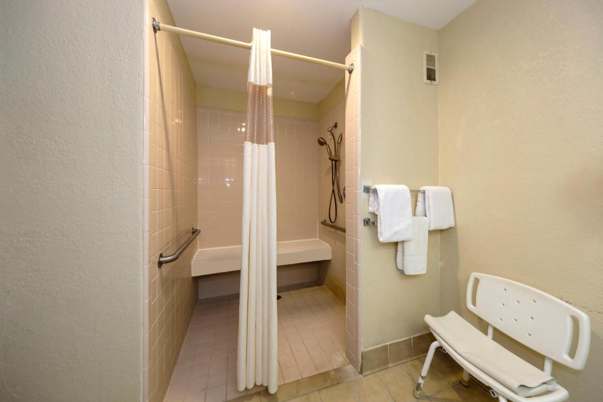 Red Roof Inn Yemassee - Housity