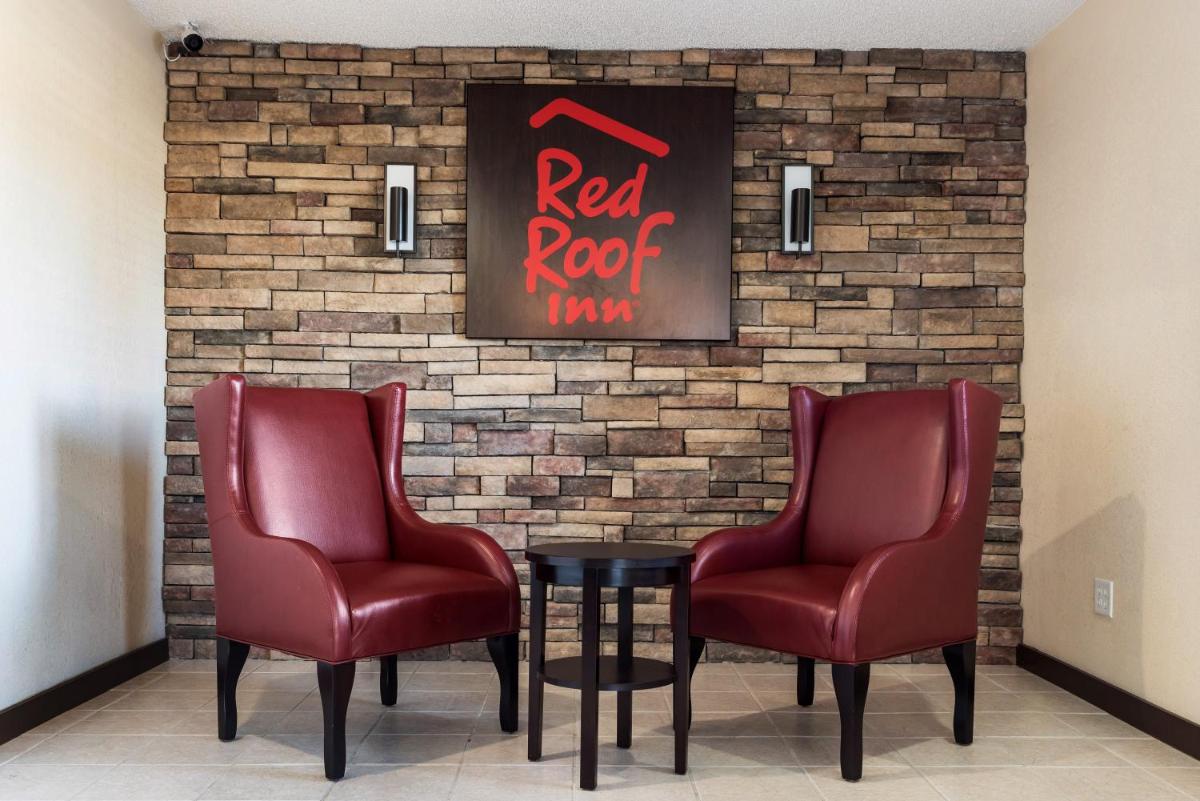 Red Roof Inn Anderson, IN - Housity