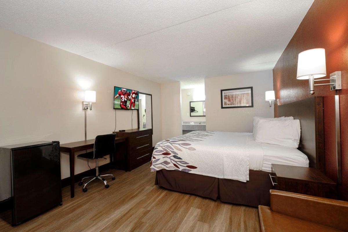 Red Roof Inn Fredericksburg North - Housity
