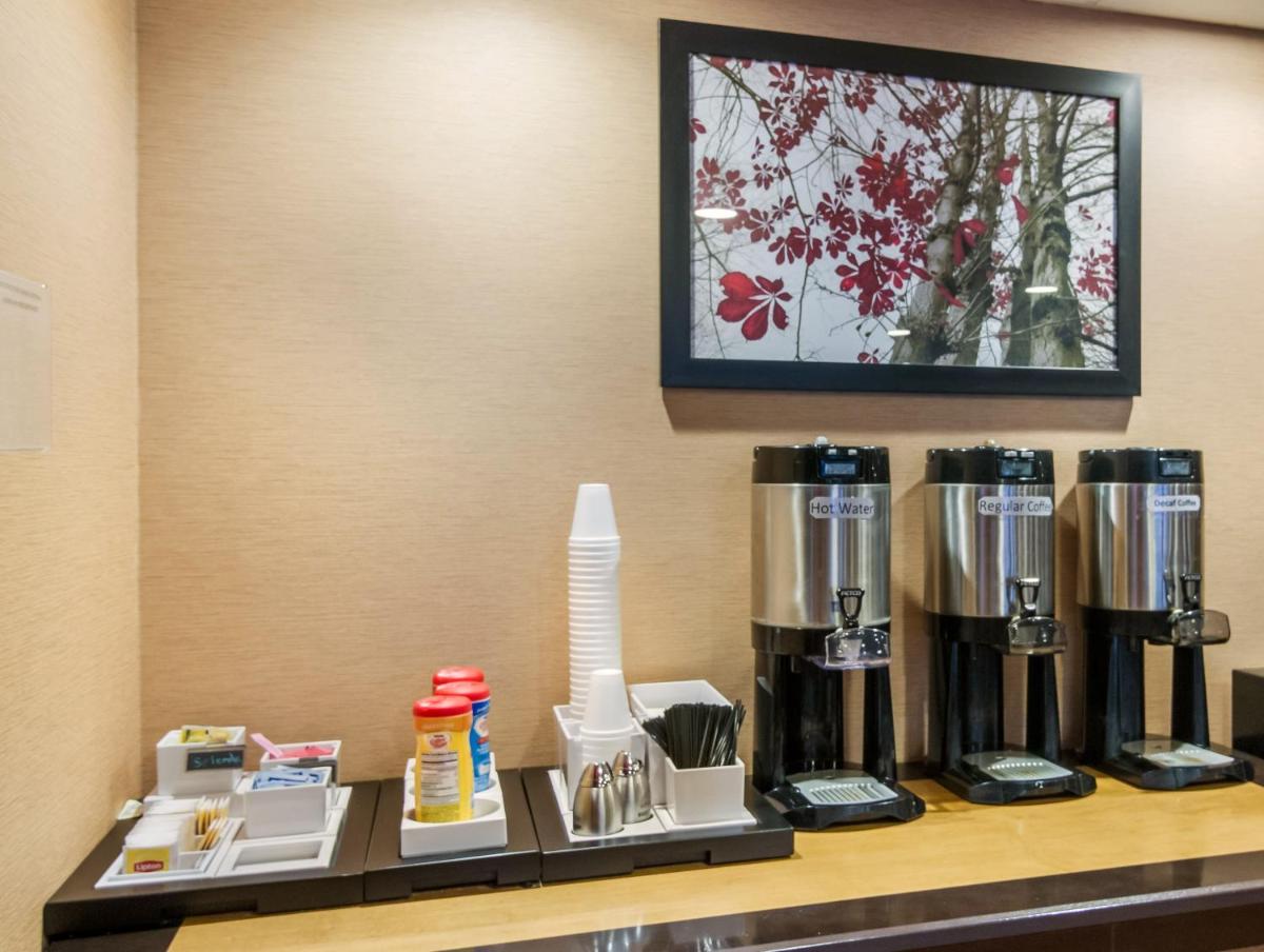 Red Roof Inn Meriden - Housity