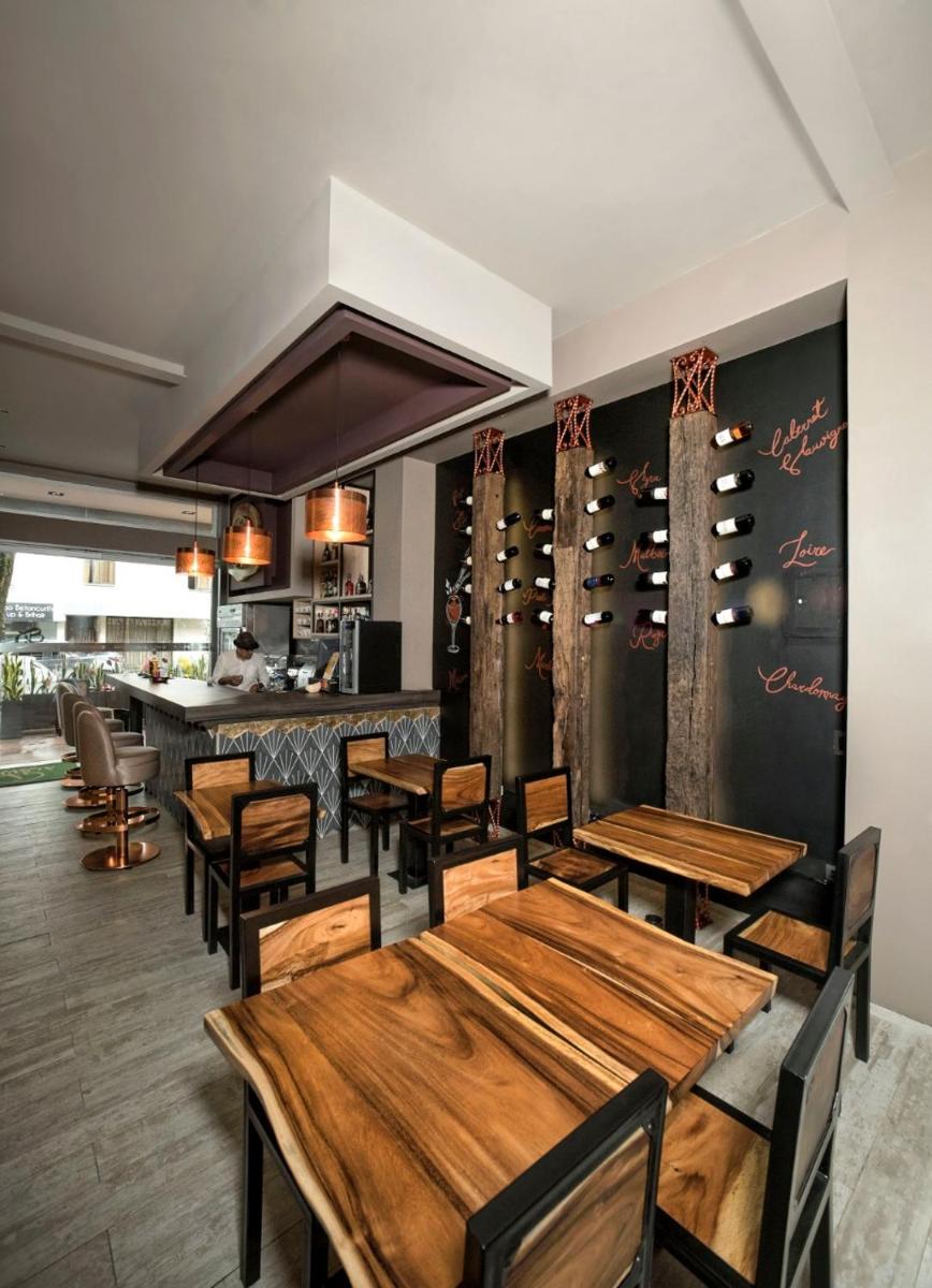Albura Hotel - Housity