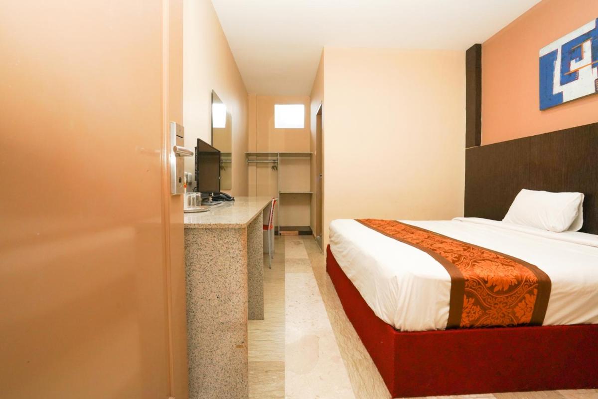 Avi Hotel Surabaya - Housity
