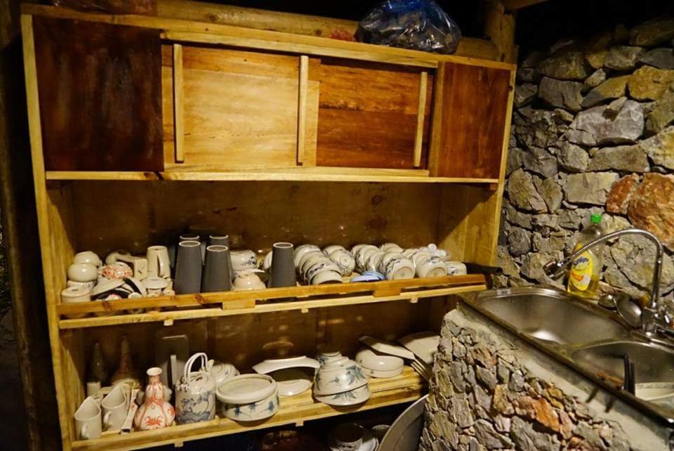 Lo Lo Homestay & Cafe Meo Vac - Housity