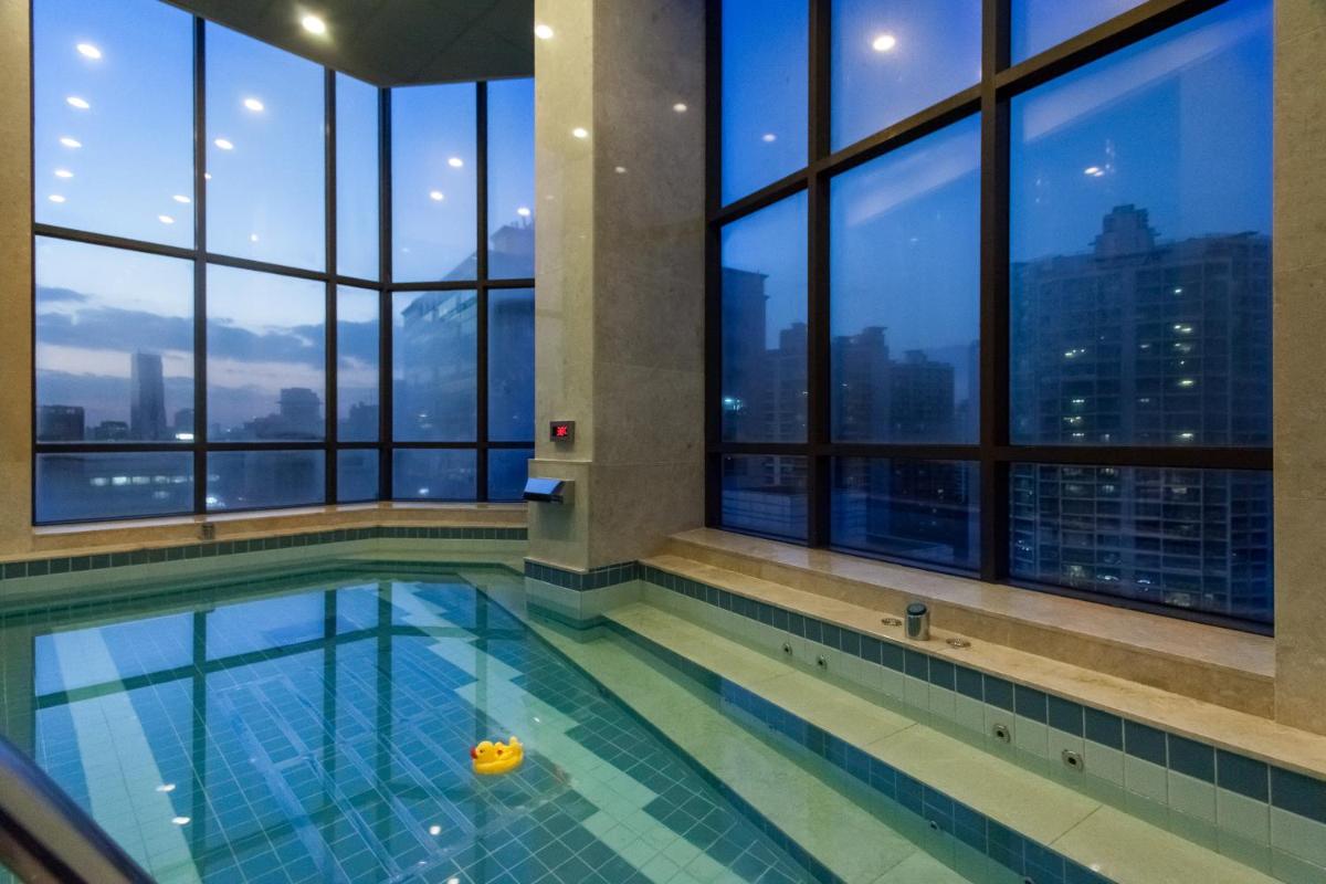 Hotel Pharos - Housity