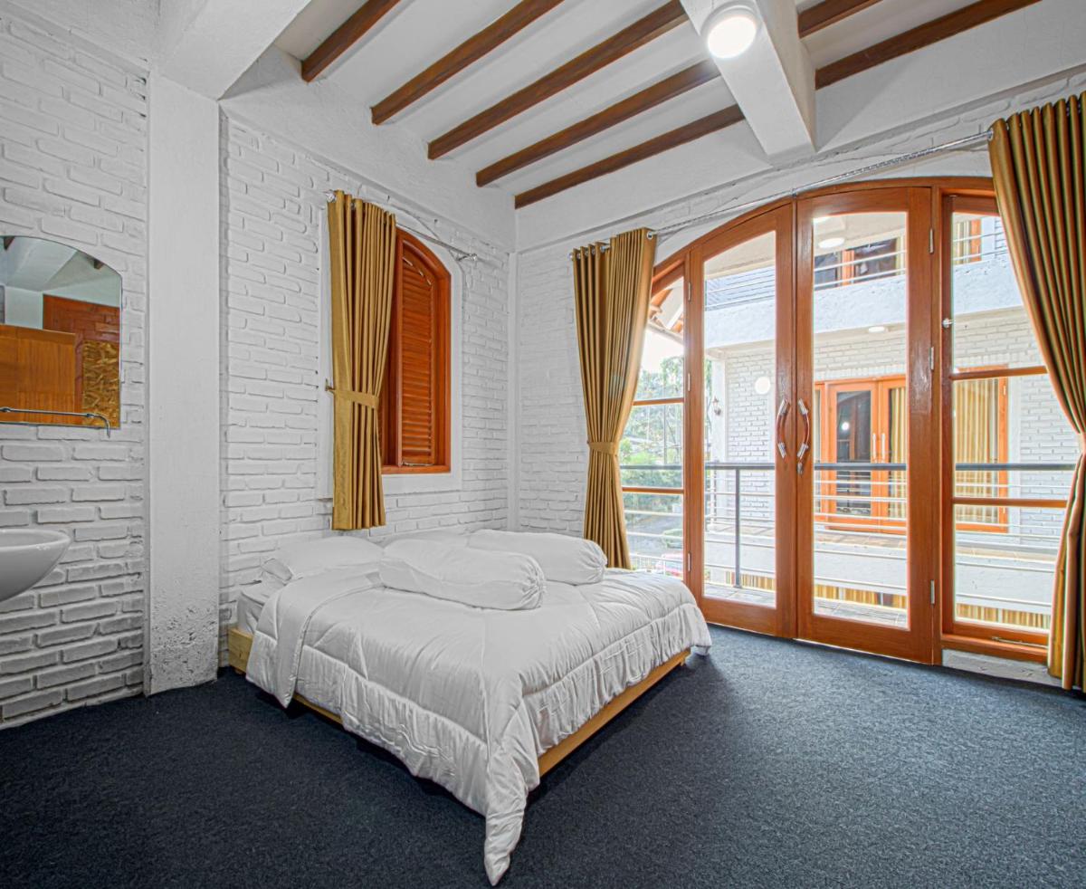 D'Journey Hotel - Housity
