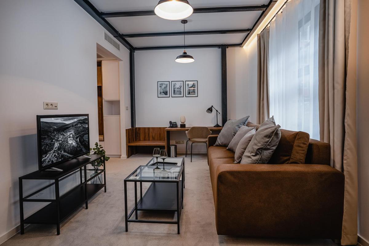 Garni Hotel DOCK Bratislava - Hizvo