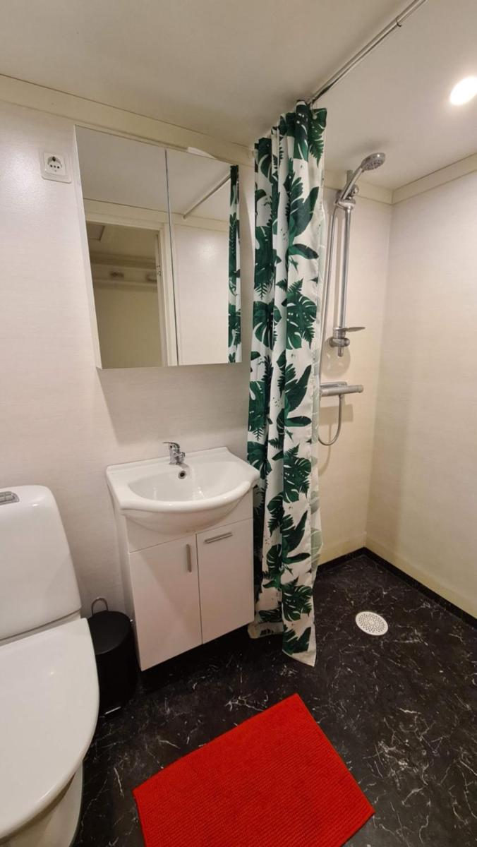 Suitetrails - Own apartment in village school from 1886 with private entrance