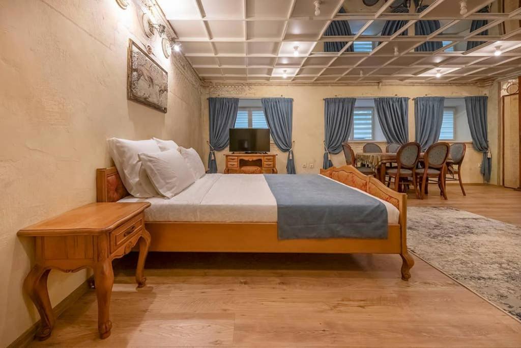 Beautiful one bedroom apartment in Vilnius old town - Housity