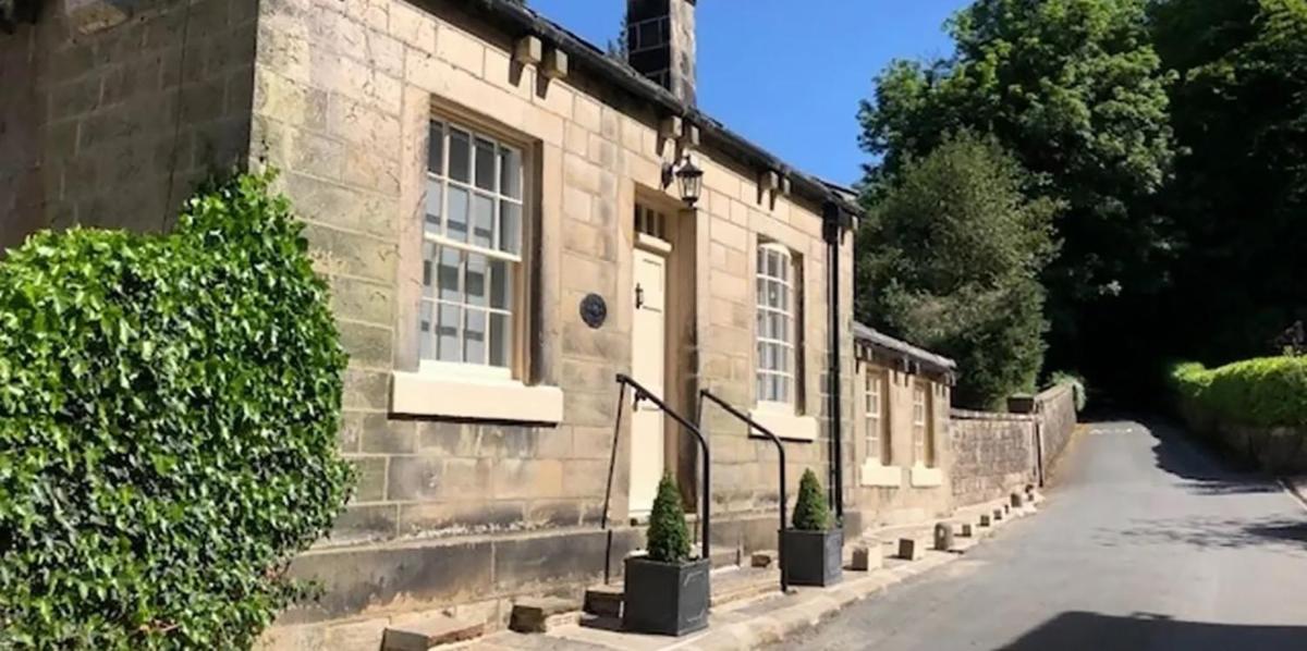 Ewood Cottage *NEW* Exquisite Country Cottage - Housity