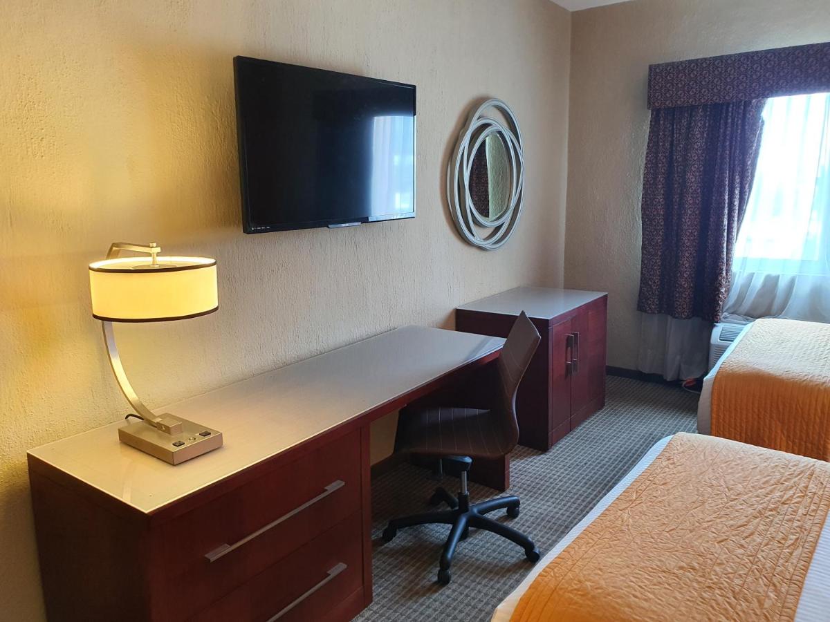 Hotel San Francisco Leon - Housity