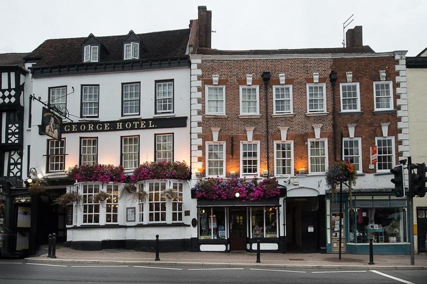 George Hotel Wetherspoon - Housity