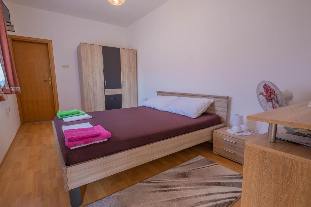 Apartman & Rooms Pejo - Housity