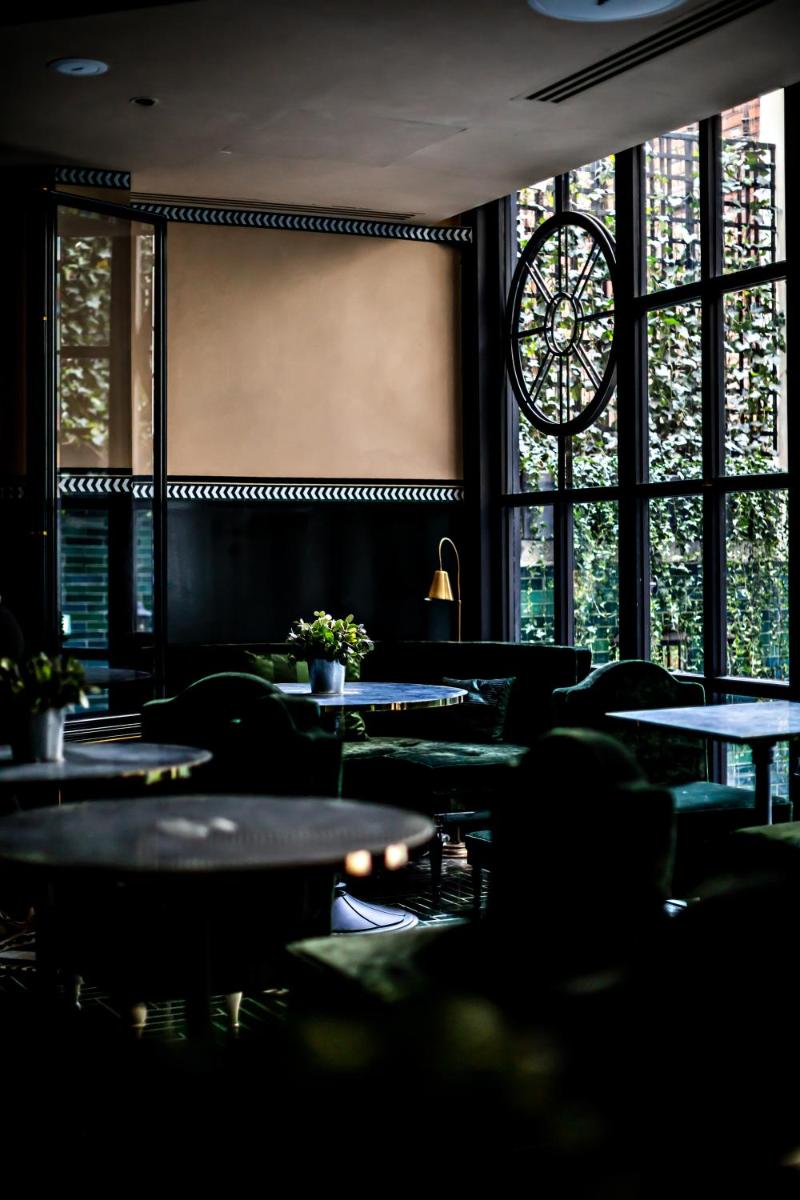 Restaurant ou autre lieu de restauration dans l'établissement Monsieur George Hotel & Spa - Champs-Elysées