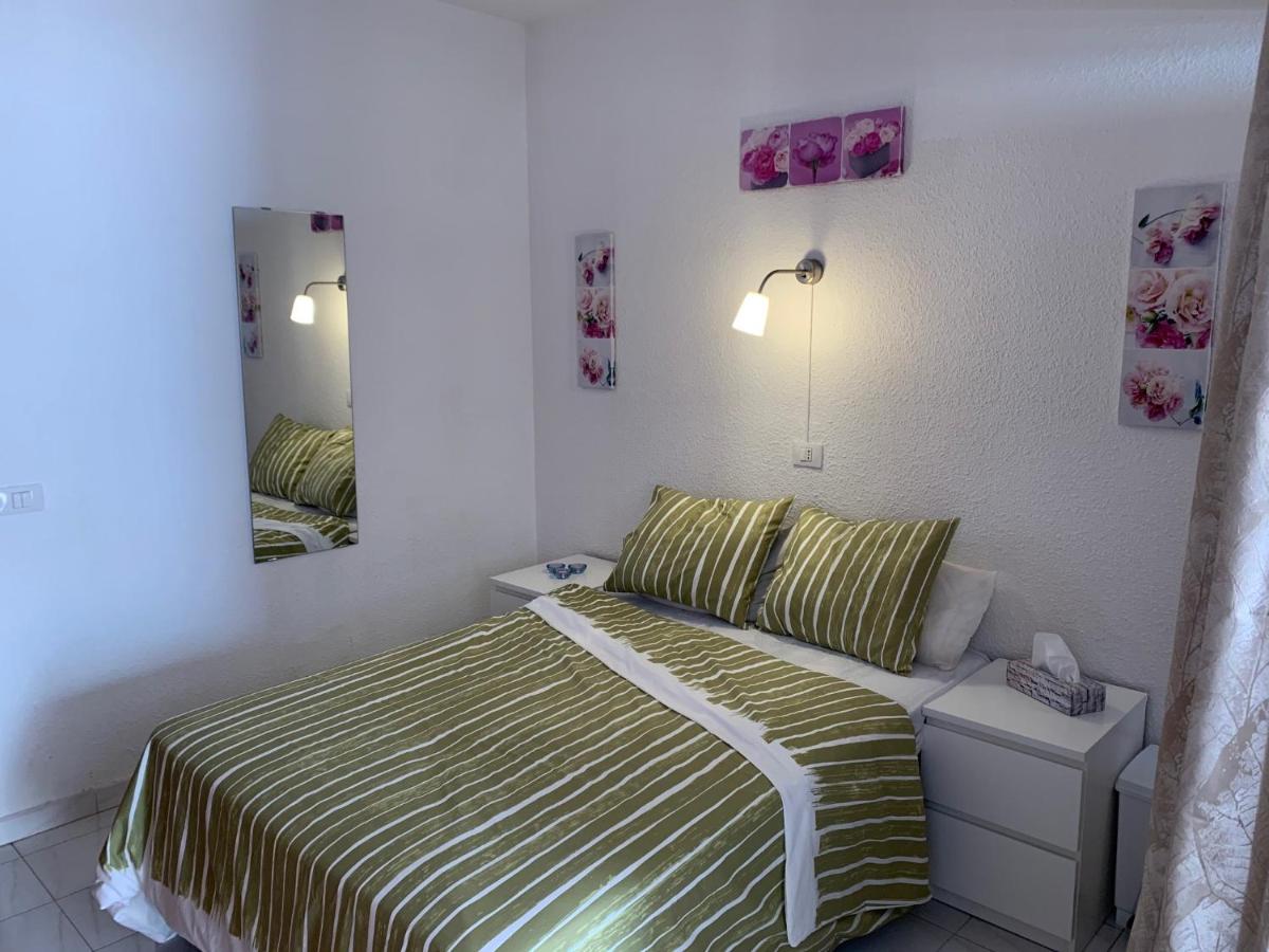 Sunny Tenerife, Los Cristianos, Studio - Housity