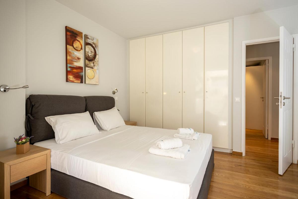 AthensBlues Kolonaki 2 Bedroom with Car Park - Housity