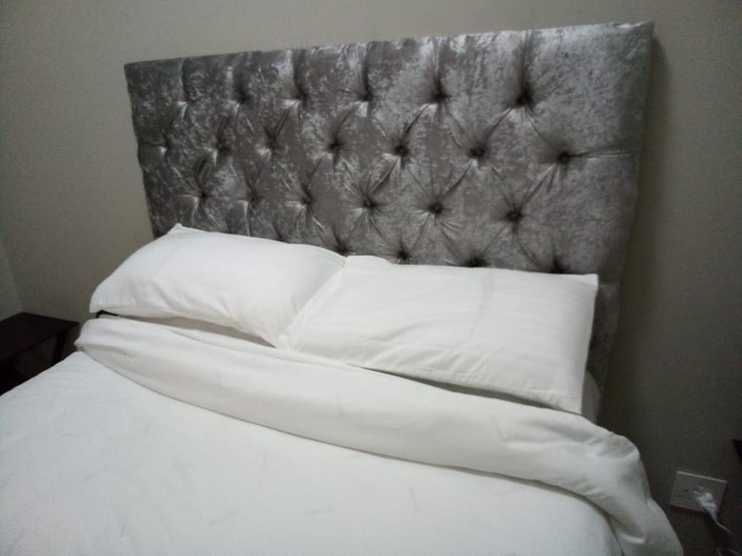 The Rosebank Mall Place - Housity
