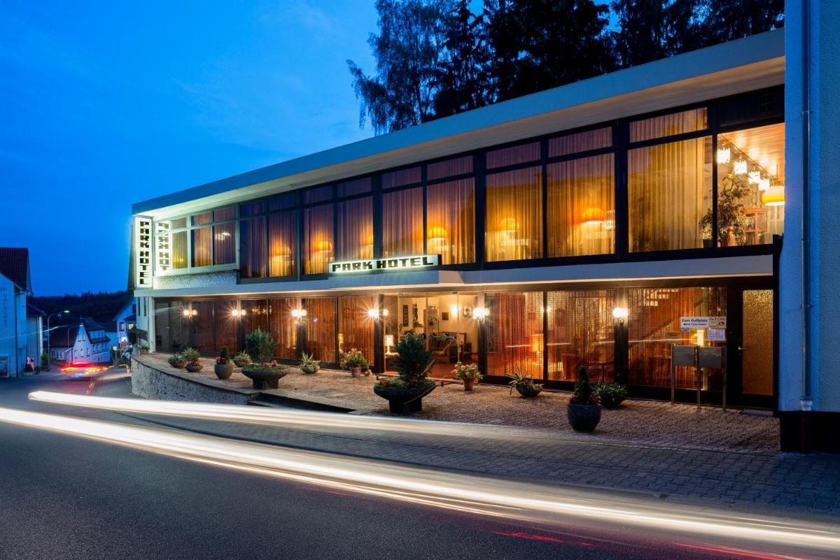 Parkhotel 1970 - Housity