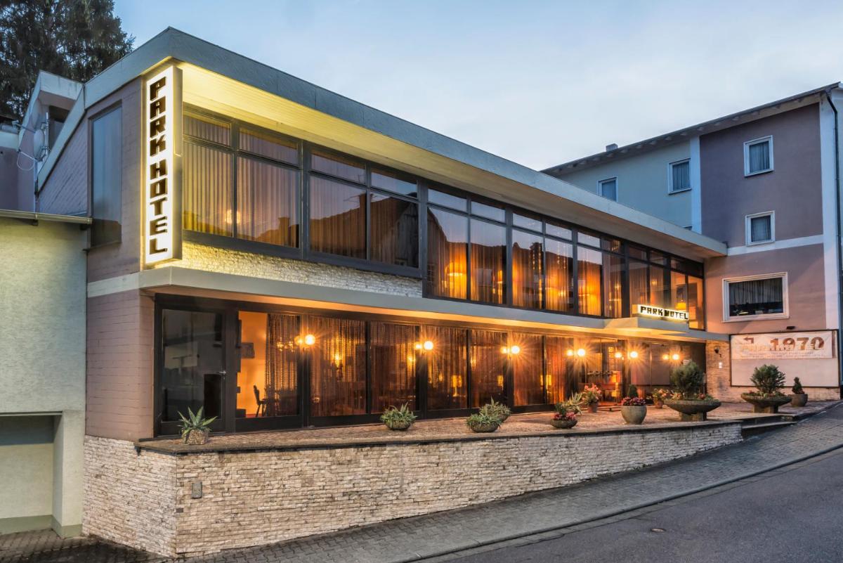 Parkhotel 1970 - Housity