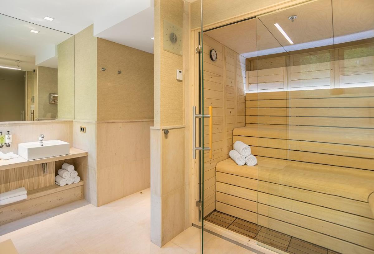 Un baño de InterContinental Madrid by IHG