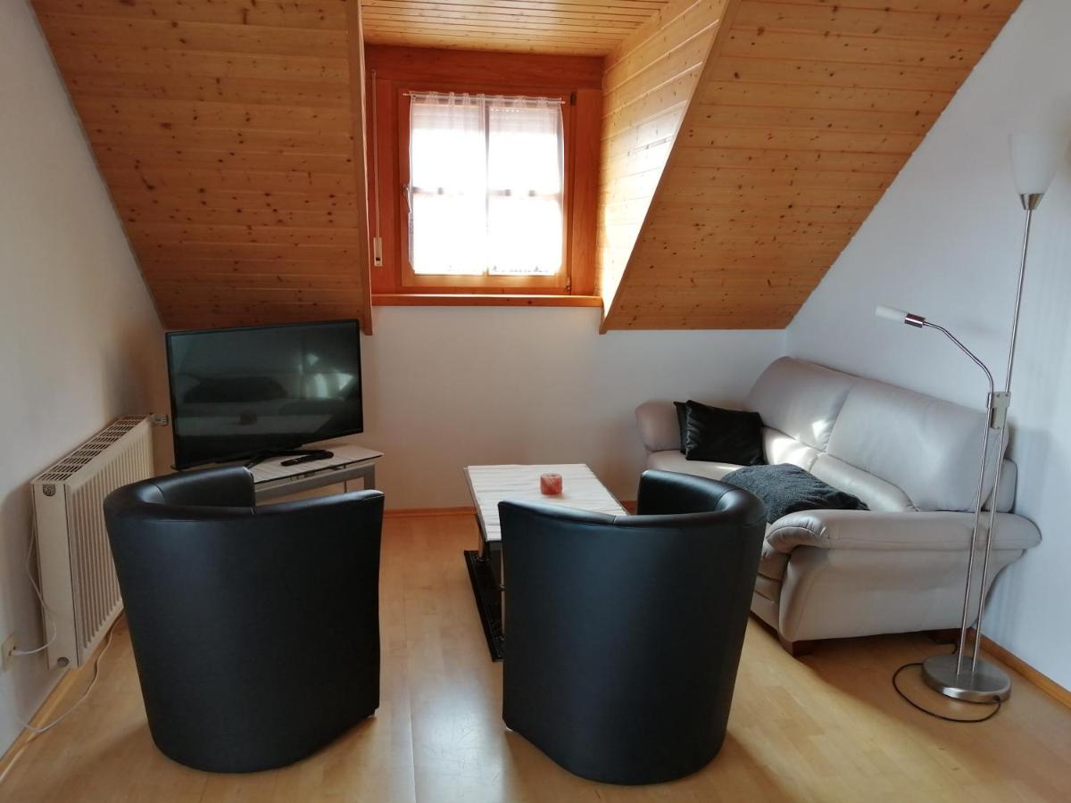Schöne Wohnung in Deggendorf für 1 bis 5 Personen - Housity