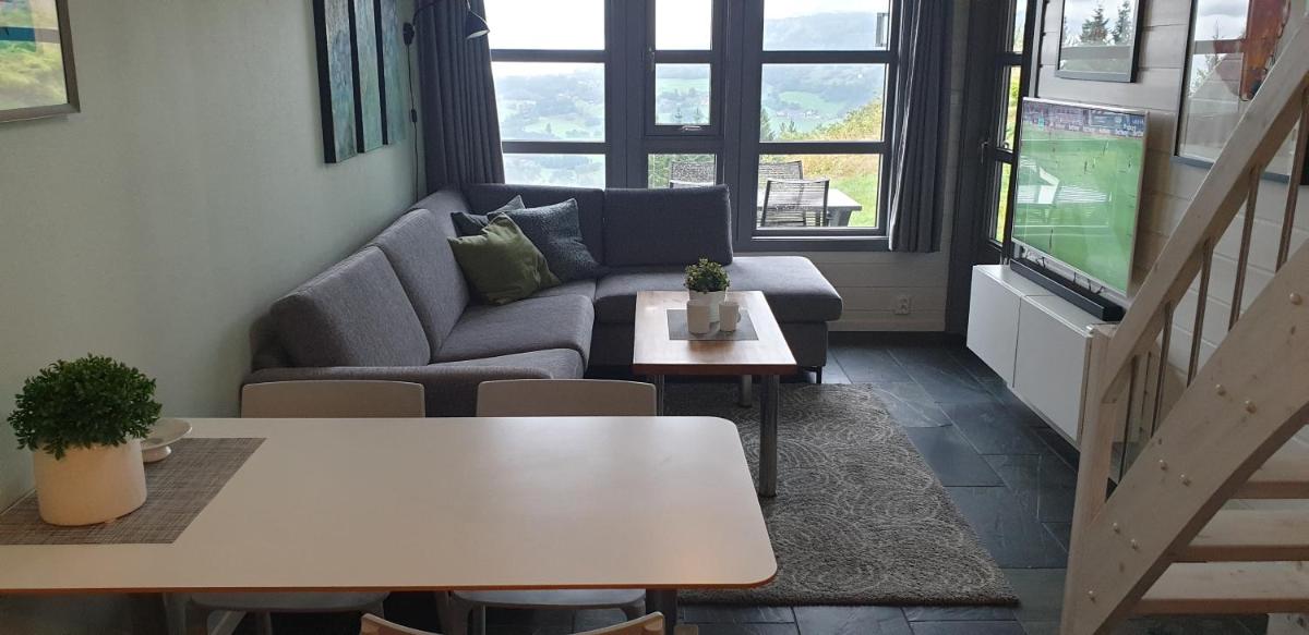 Suitetrails - Mountainside Cottage in Voss with a great view