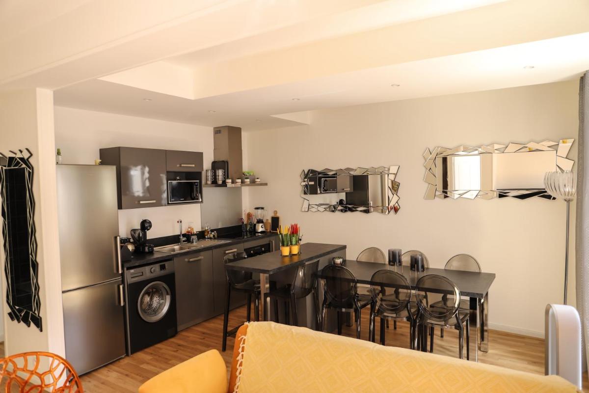 CHARMANT T3 JAUDE + TERRASSE ET GARAGE - Housity