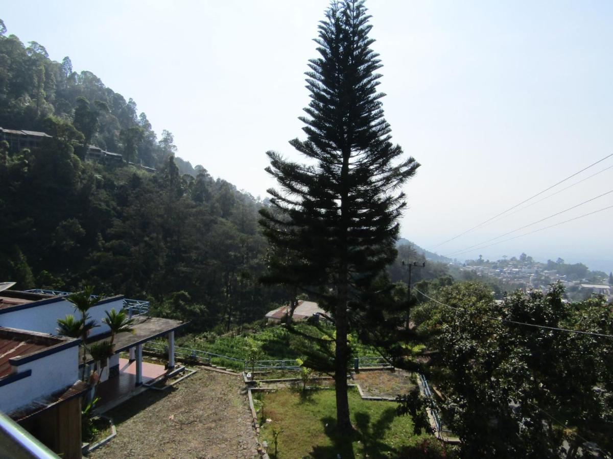 Hotel Nirmala - Housity