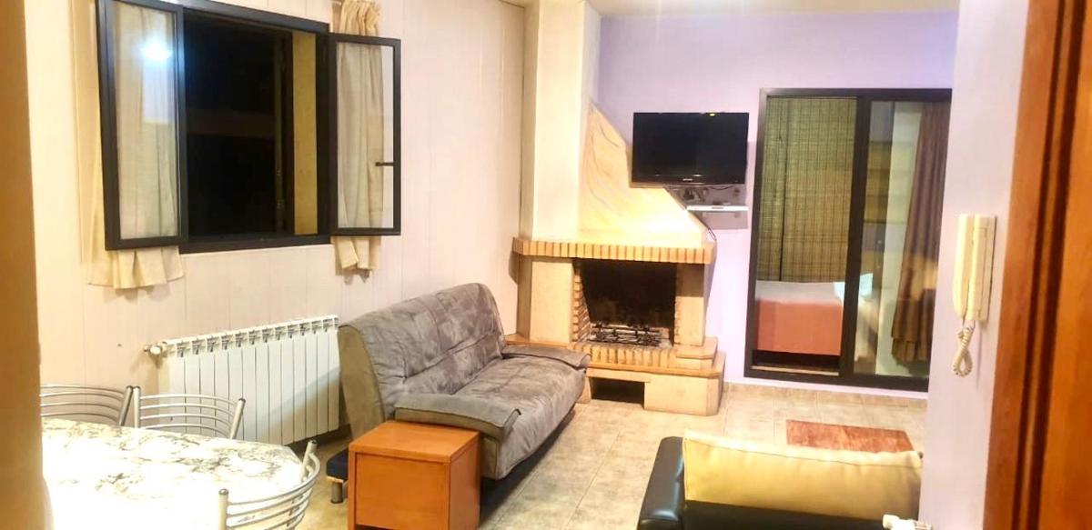 Stone Chalets - Housity