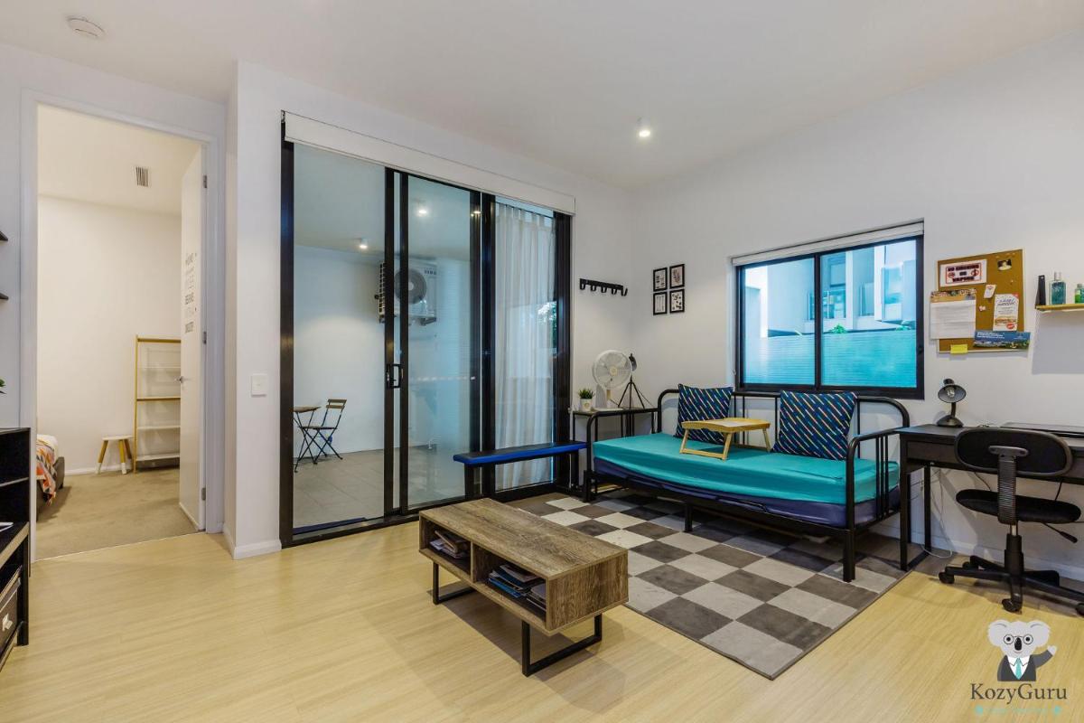 KOZYGURU WEST END 10 MINS TO CITY 1 BED APT + FREE PARKING QWE017 - Housity