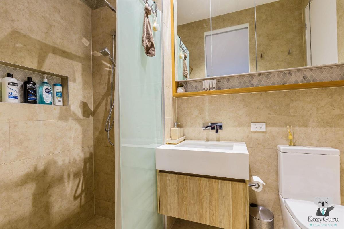 KOZYGURU WEST END 10 MINS TO CITY 1 BED APT + FREE PARKING QWE017 - Housity