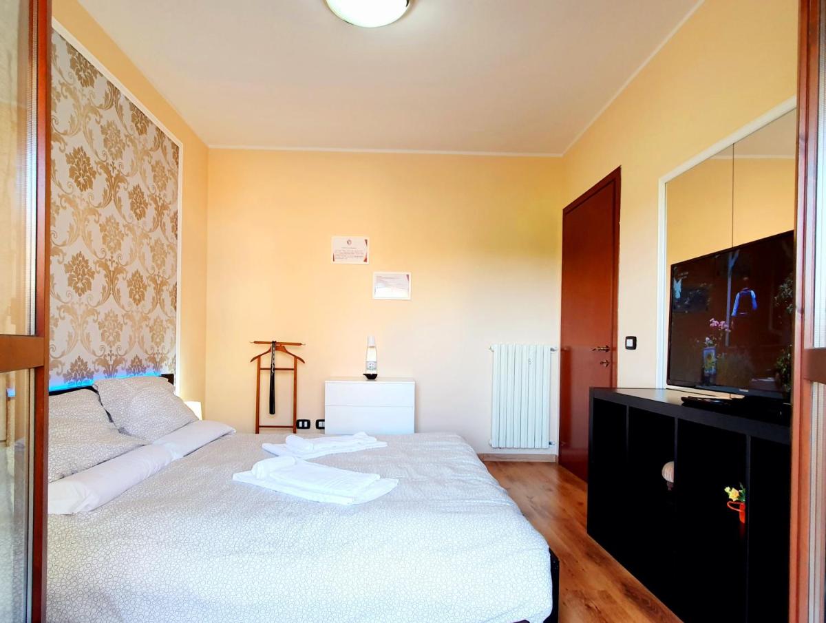 GUEST HOLIDAY GRAMSCI - Housity
