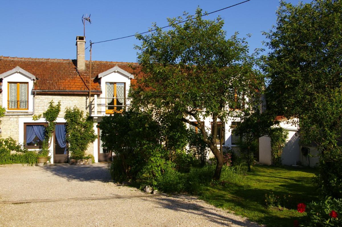 Gîte Chez Jo - Housity