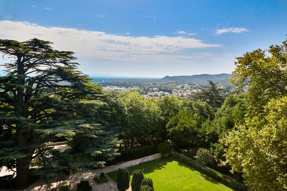 Chateau de Varenne - Housity