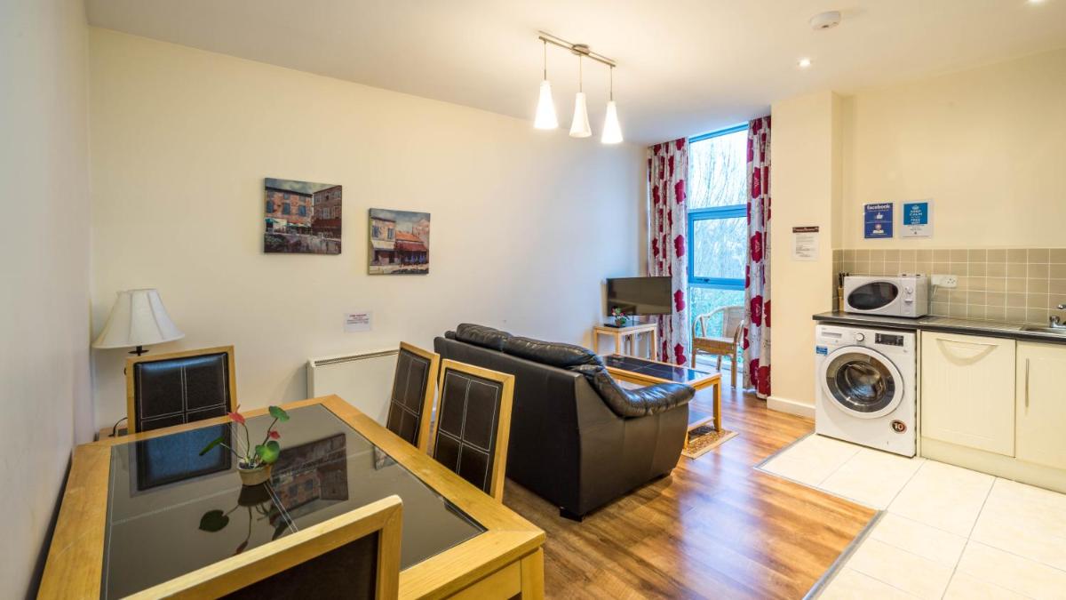 The Courtyard Apartments - Housity