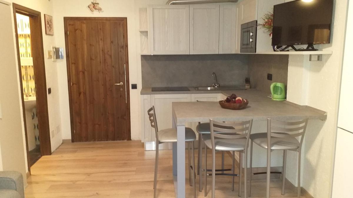 snowflake CIR 0041 - Housity