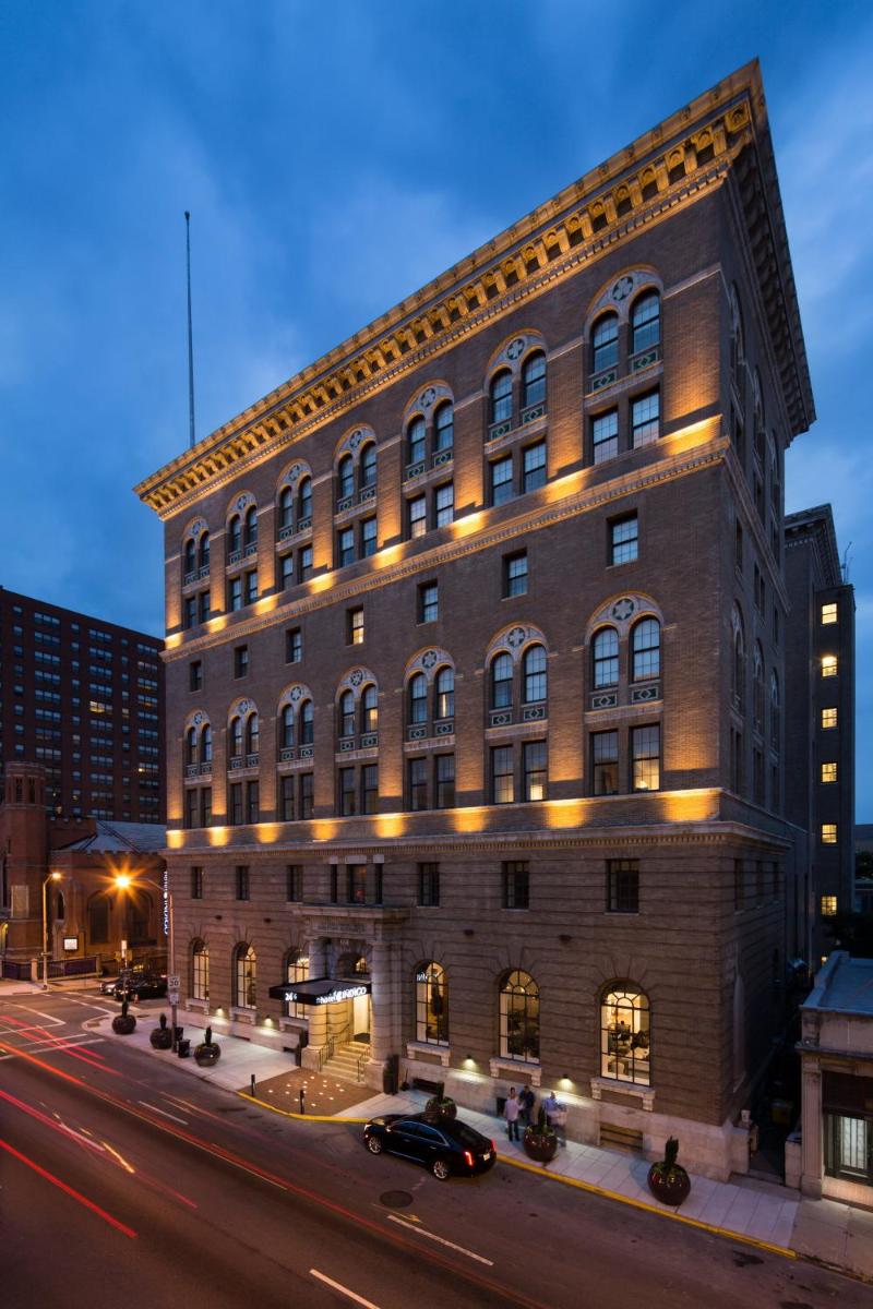 Hotel Indigo Baltimore Downtown, an IHG Hotel - Housity